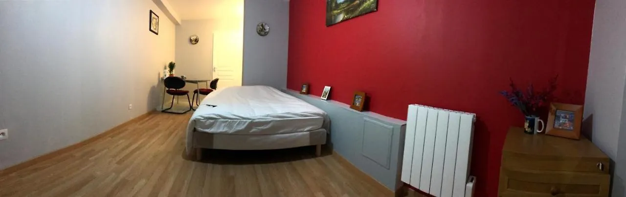 Chez Sophie - Part Die Lyon 0*,  France